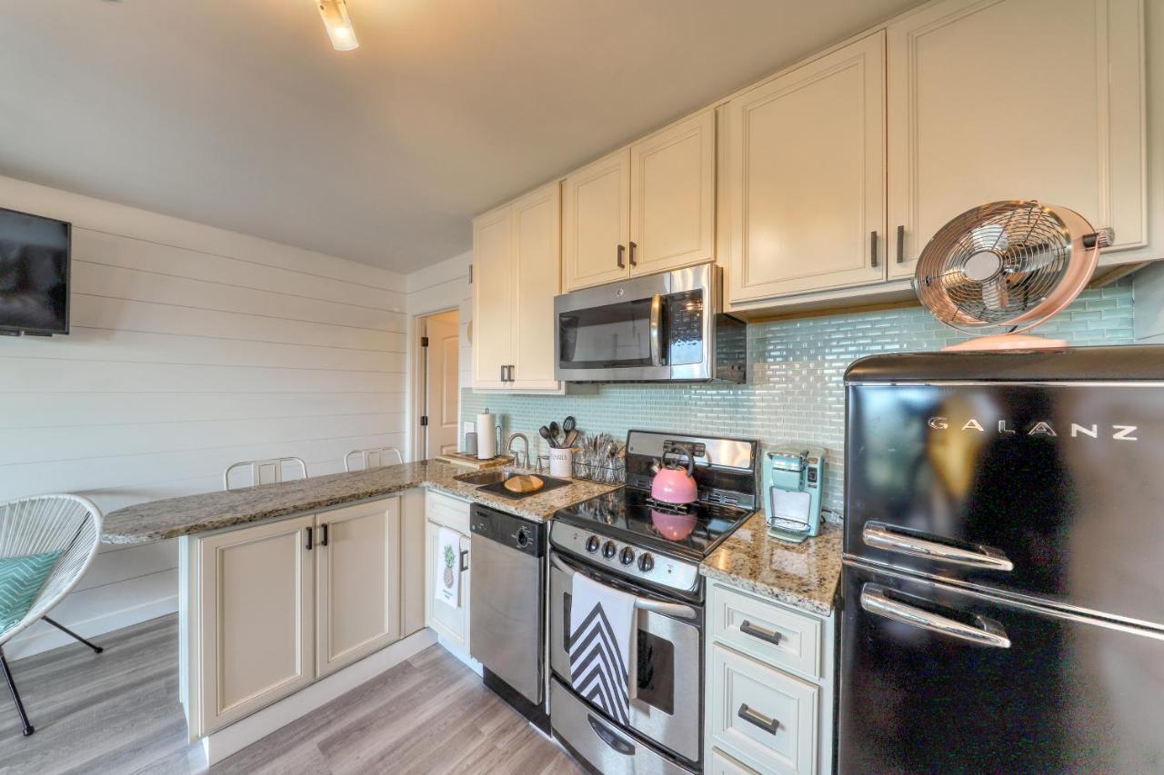 Ferienwohnung Pink Pineapple Hilton Head Island Exterior foto